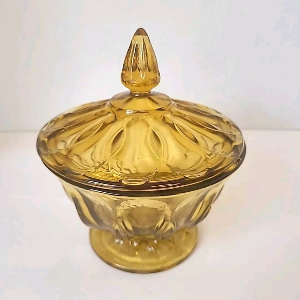 Vintage Amber Anchor Hocking Glass Covered Candy Dish Pedestal with Lid